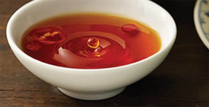 Làm thế nào để phân biệt nước mắm nhĩ ngon 13 1 nuoc mam nhi ngon 1